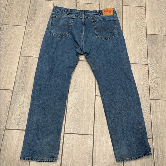 Levi’s 505 Jeans Size 36x32 - Picture 2 of 3